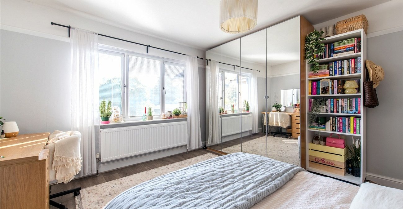 4 bedroom house for sale in Gravesend | Robinson Michael & Jackson