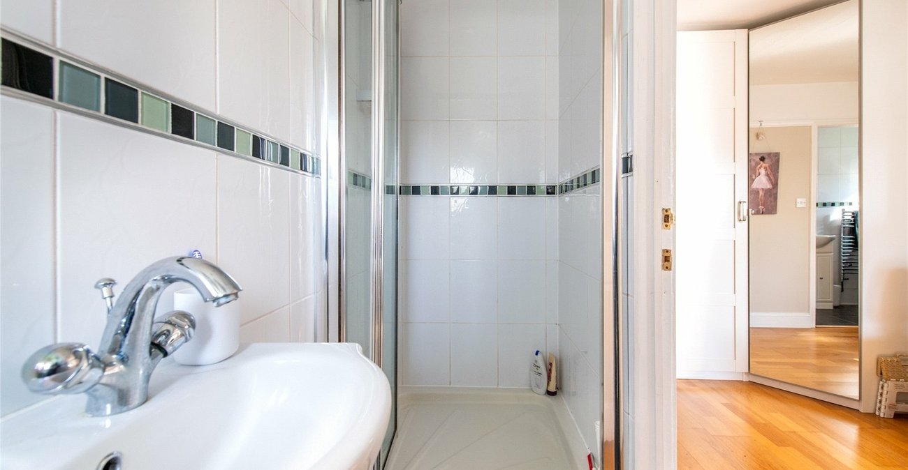 4 bedroom house for sale in Gravesend | Robinson Michael & Jackson