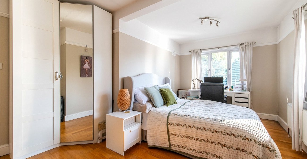 4 bedroom house for sale in Gravesend | Robinson Michael & Jackson