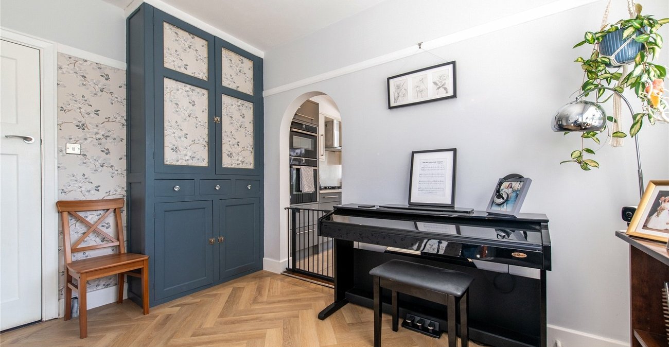 4 bedroom house for sale in Gravesend | Robinson Michael & Jackson