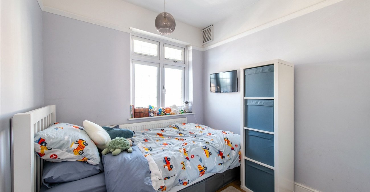 4 bedroom house for sale in Gravesend | Robinson Michael & Jackson