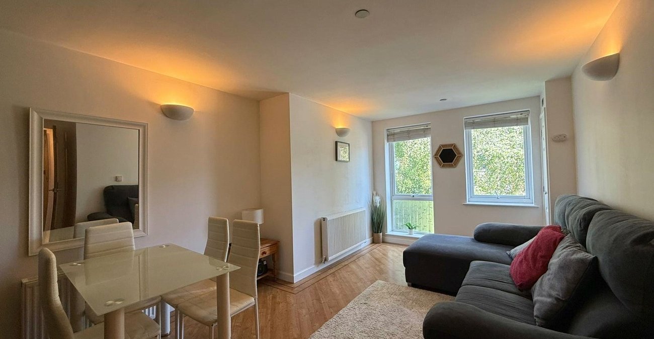 1 bedroom property for sale in Gravesend | Robinson Michael & Jackson