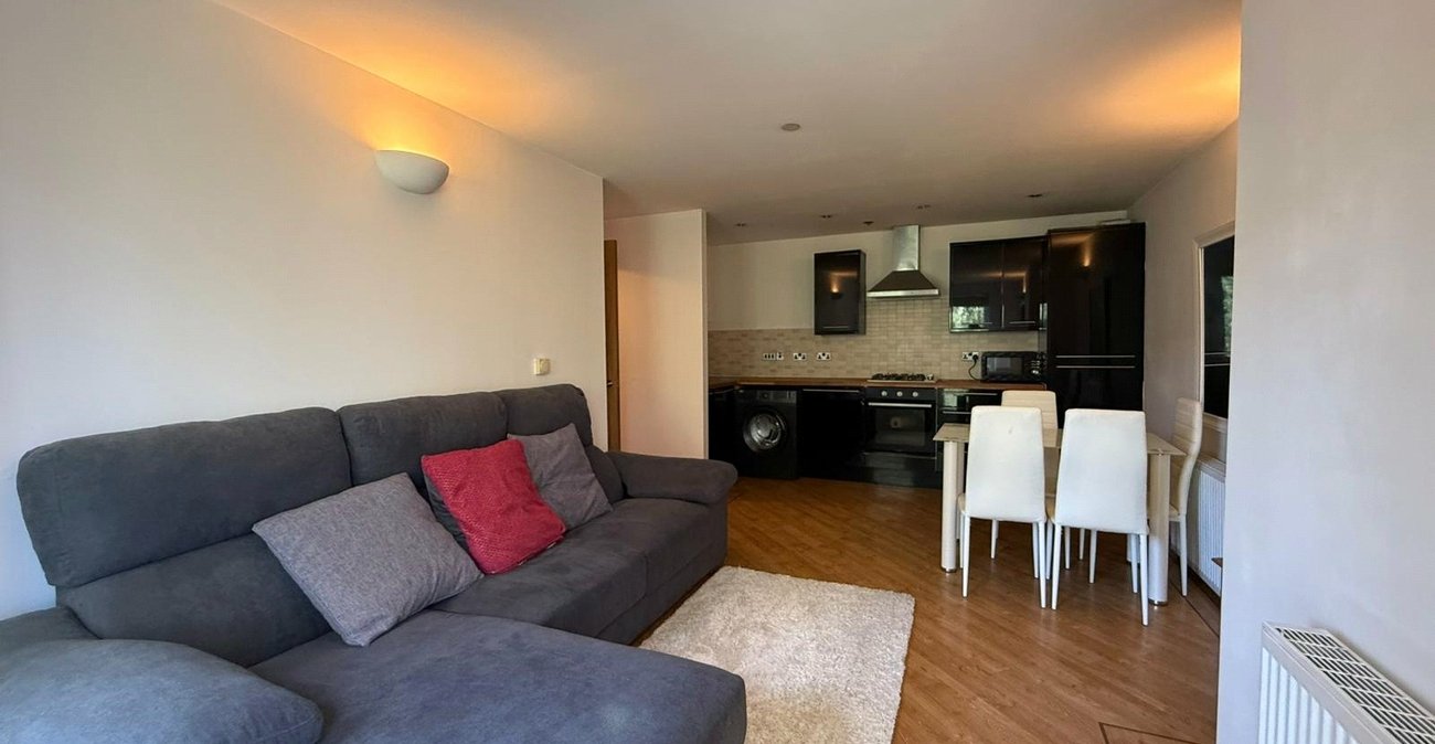 1 bedroom property for sale in Gravesend | Robinson Michael & Jackson