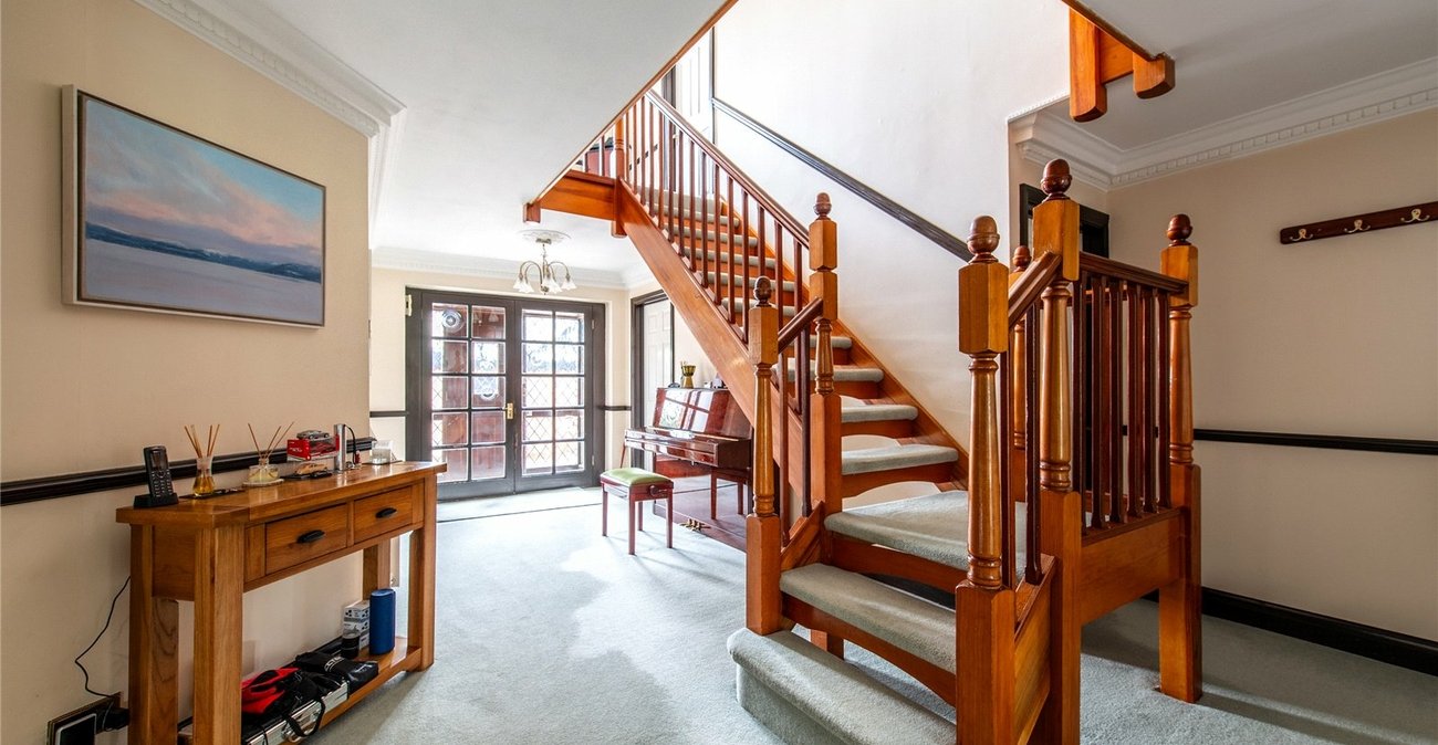 5 bedroom house for sale in Meopham | Robinson Michael & Jackson