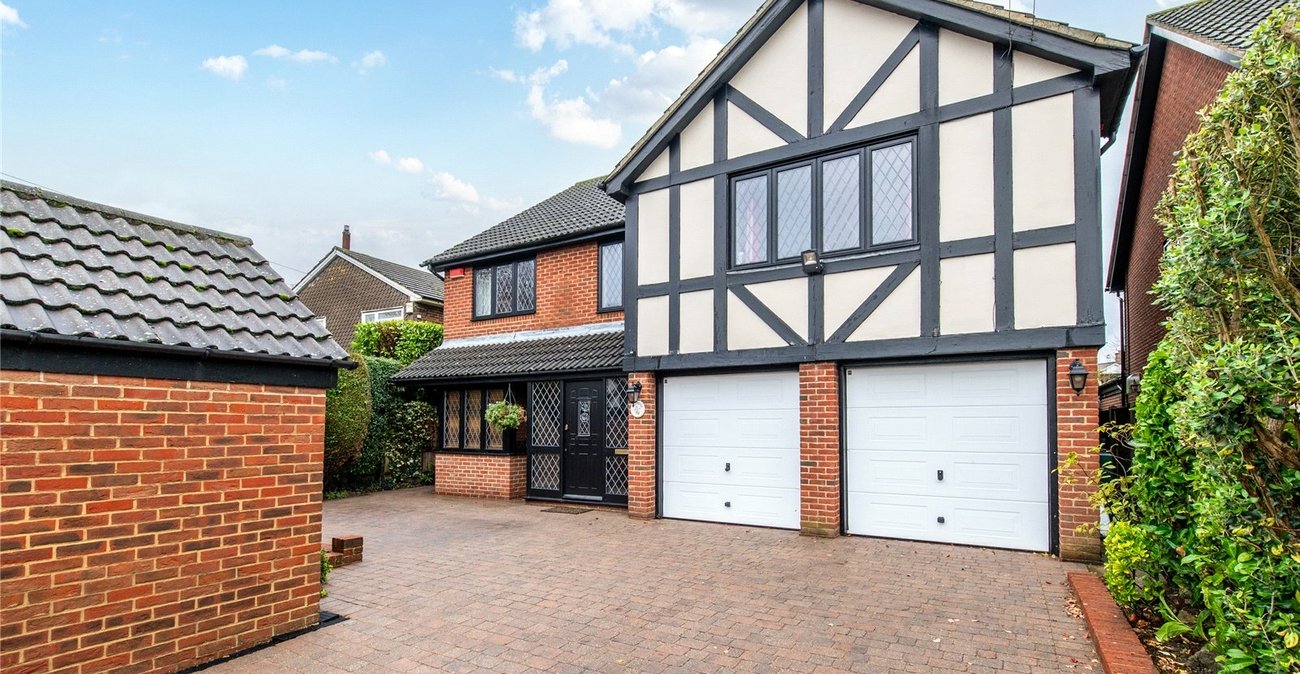 5 bedroom house for sale in Meopham | Robinson Michael & Jackson