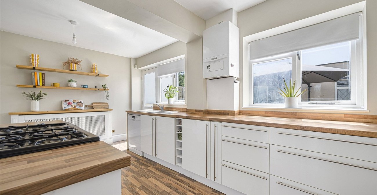 5 bedroom house for sale in Welling | Robinson Jackson
