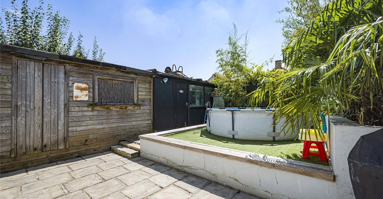 5 bedroom house for sale in Welling | Robinson Jackson