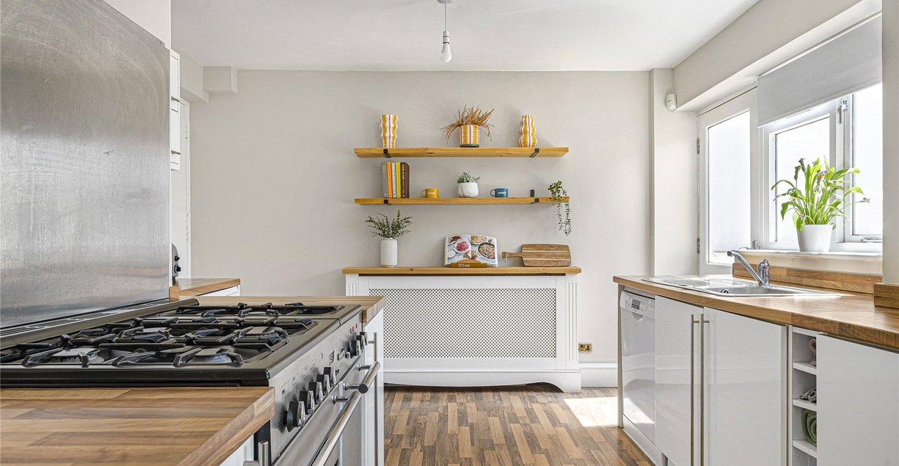 5 bedroom house for sale in Welling | Robinson Jackson