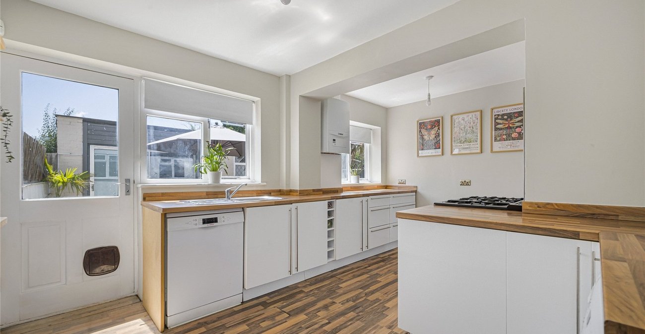 5 bedroom house for sale in Welling | Robinson Jackson