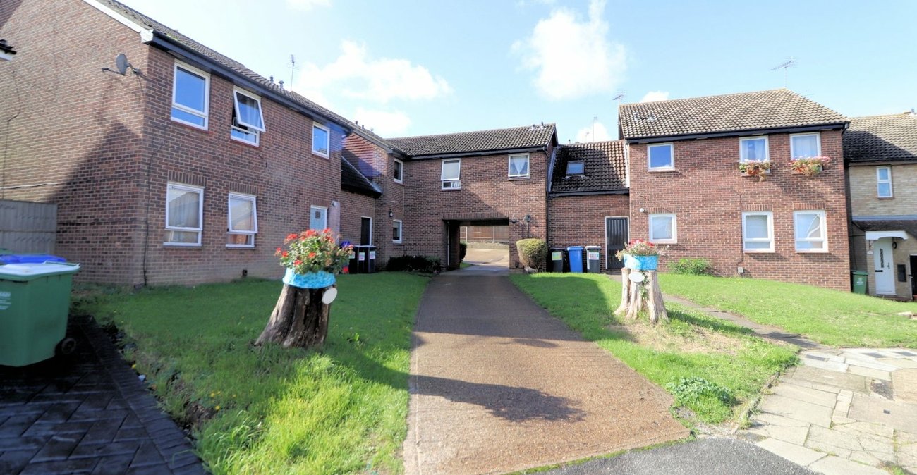 1 bedroom property for sale in Crayford | Robinson Jackson