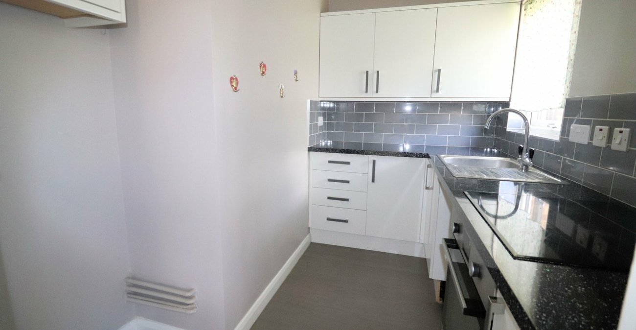 1 bedroom property for sale in Crayford | Robinson Jackson