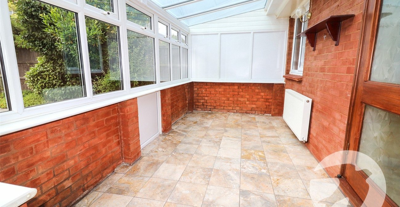 2 bedroom bungalow for sale in Crayford | Robinson Jackson