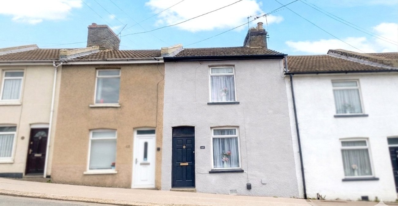 3 bedroom house for sale in Strood | Robinson Michael & Jackson
