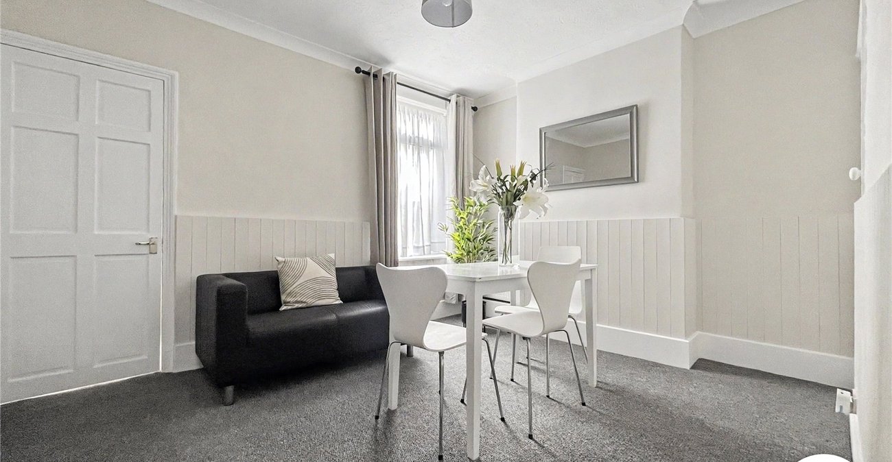 3 bedroom house for sale in Strood | Robinson Michael & Jackson