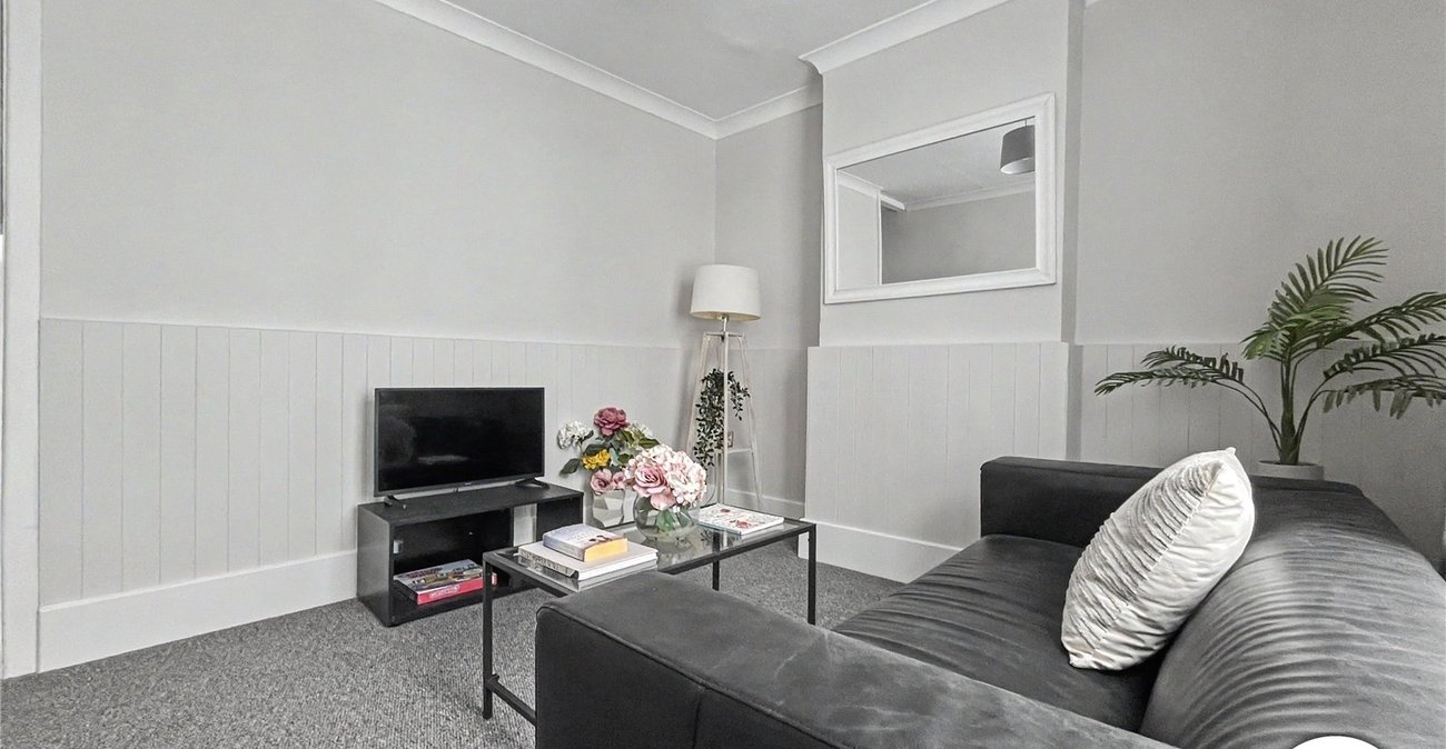 3 bedroom house for sale in Strood | Robinson Michael & Jackson