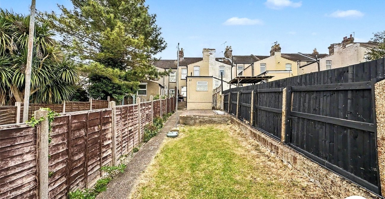 3 bedroom house for sale in Chatham | Robinson Michael & Jackson