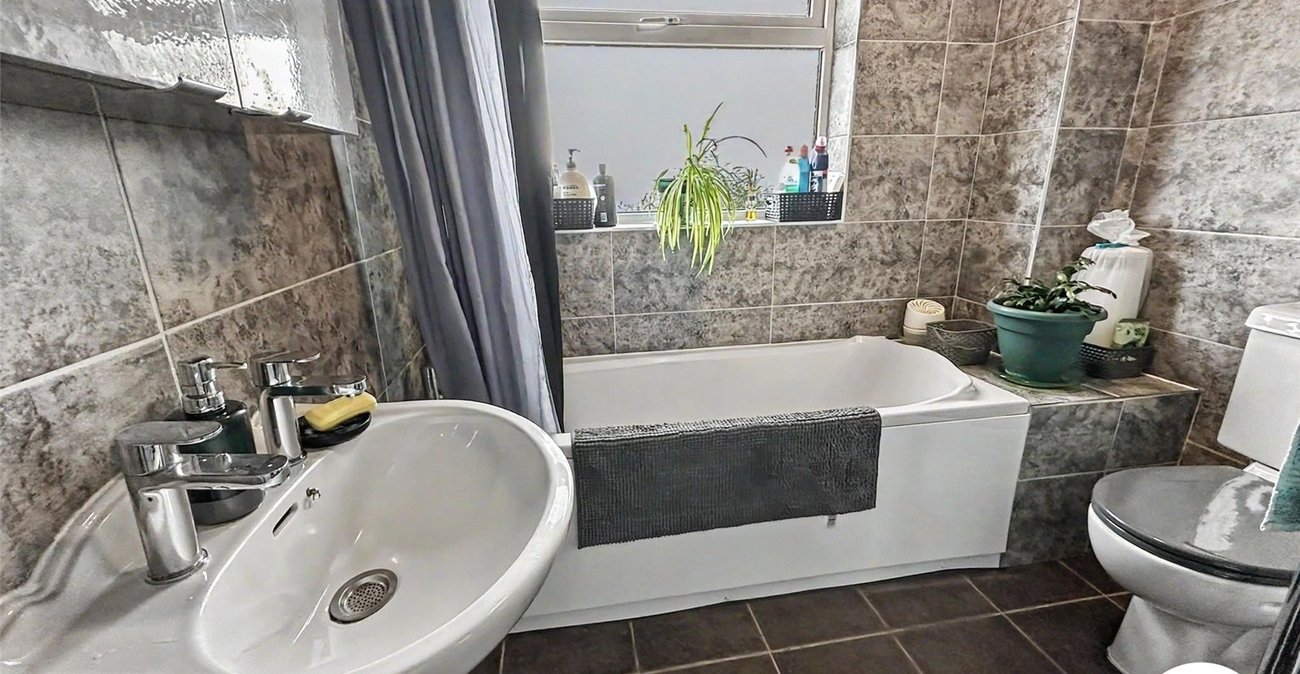 3 bedroom house for sale in Chatham | Robinson Michael & Jackson