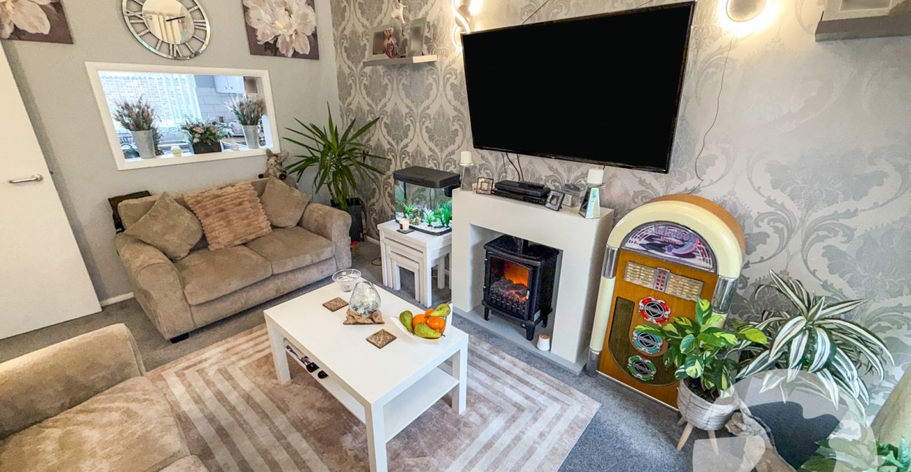 1 bedroom property for sale in Eltham | Robinson Jackson