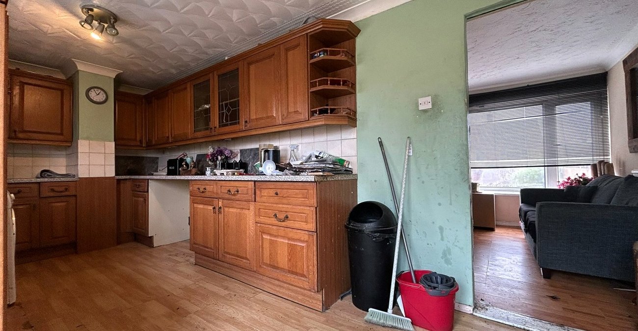 2 bedroom house for sale in Walderslade | Robinson Michael & Jackson