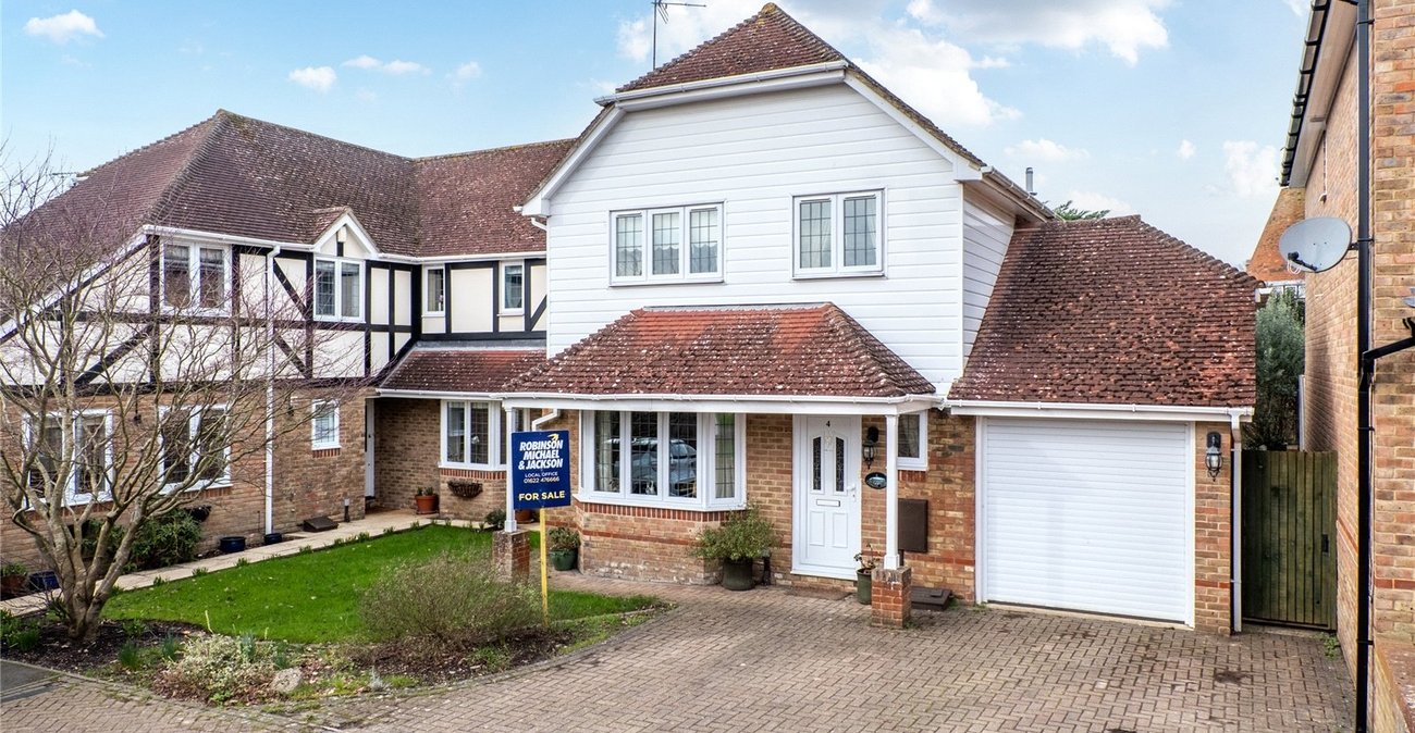 4 bedroom house for sale in Bearsted | Robinson Michael & Jackson