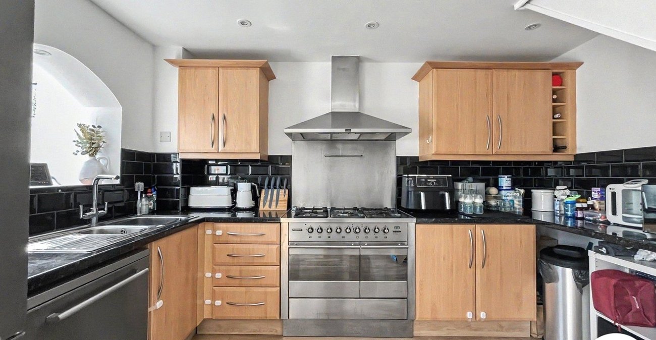 3 bedroom house for sale in Lordswood | Robinson Michael & Jackson