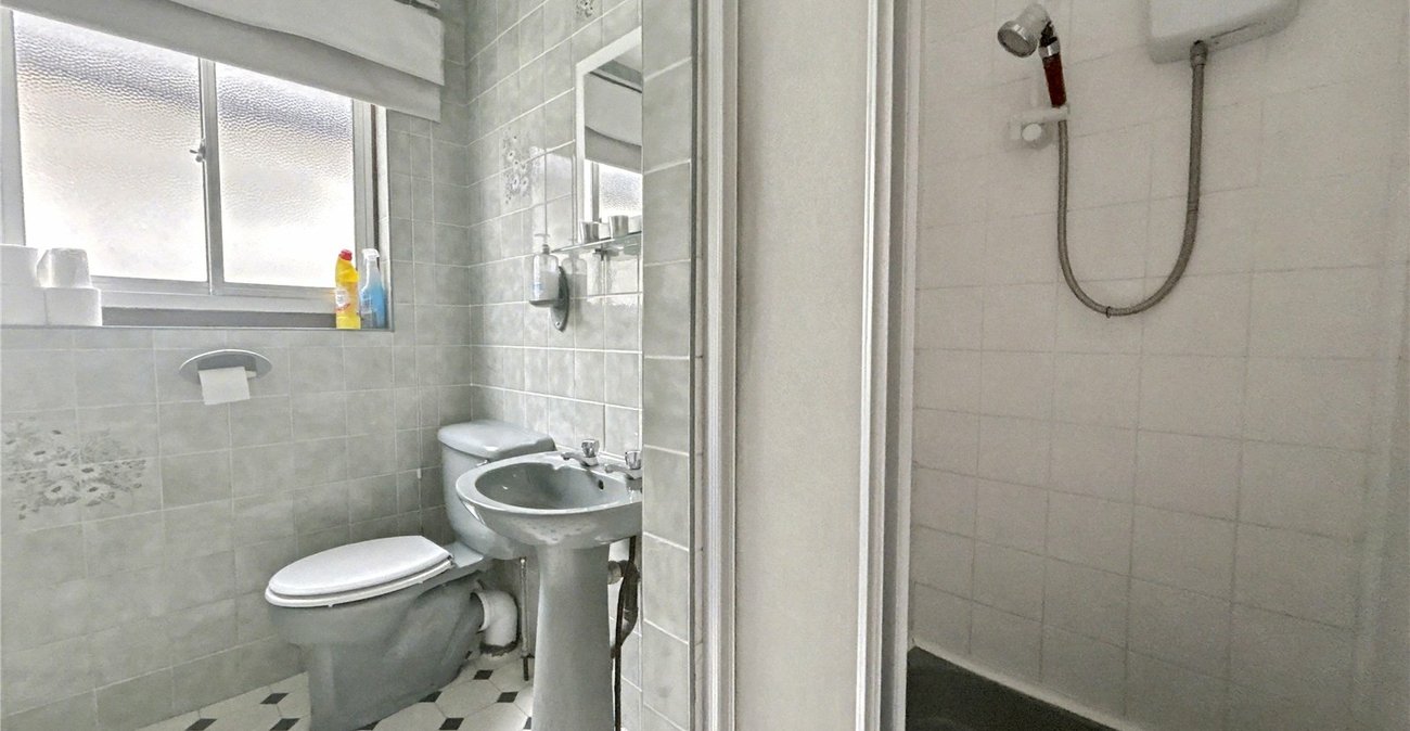 4 bedroom house for sale in Sidcup | Robinson Jackson