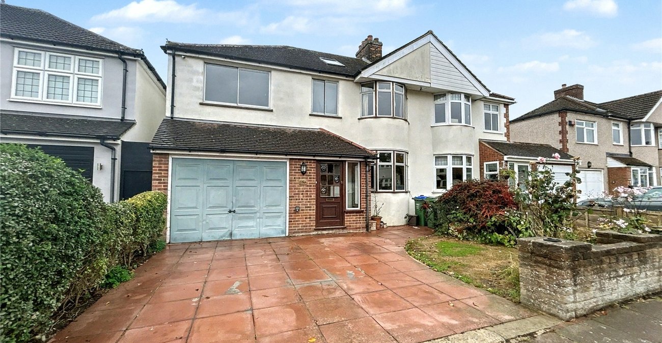 4 bedroom house for sale in Sidcup | Robinson Jackson