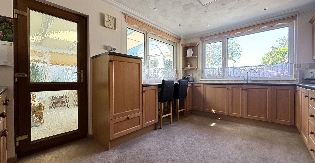 4 bedroom house for sale in Walderslade | Robinson Michael & Jackson