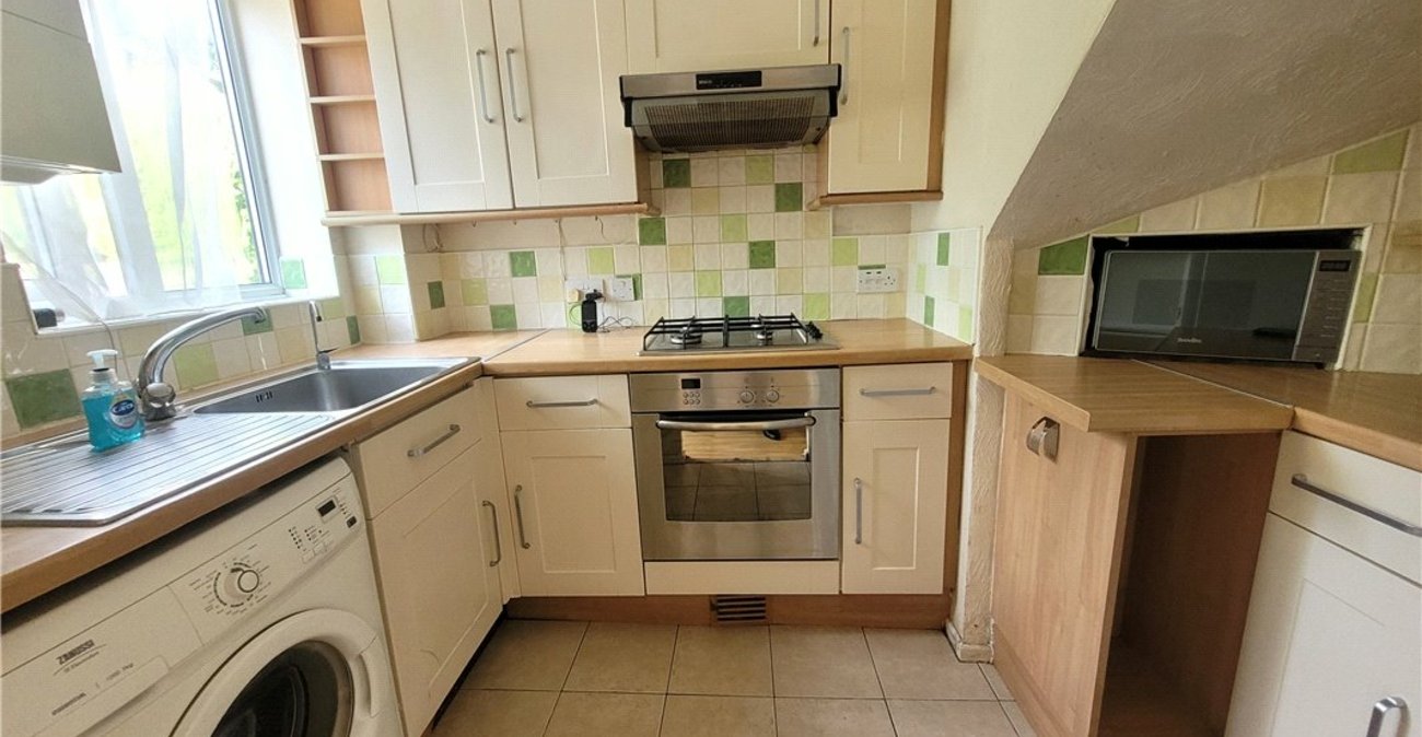 2 bedroom house for sale in Orpington | Robinson Jackson