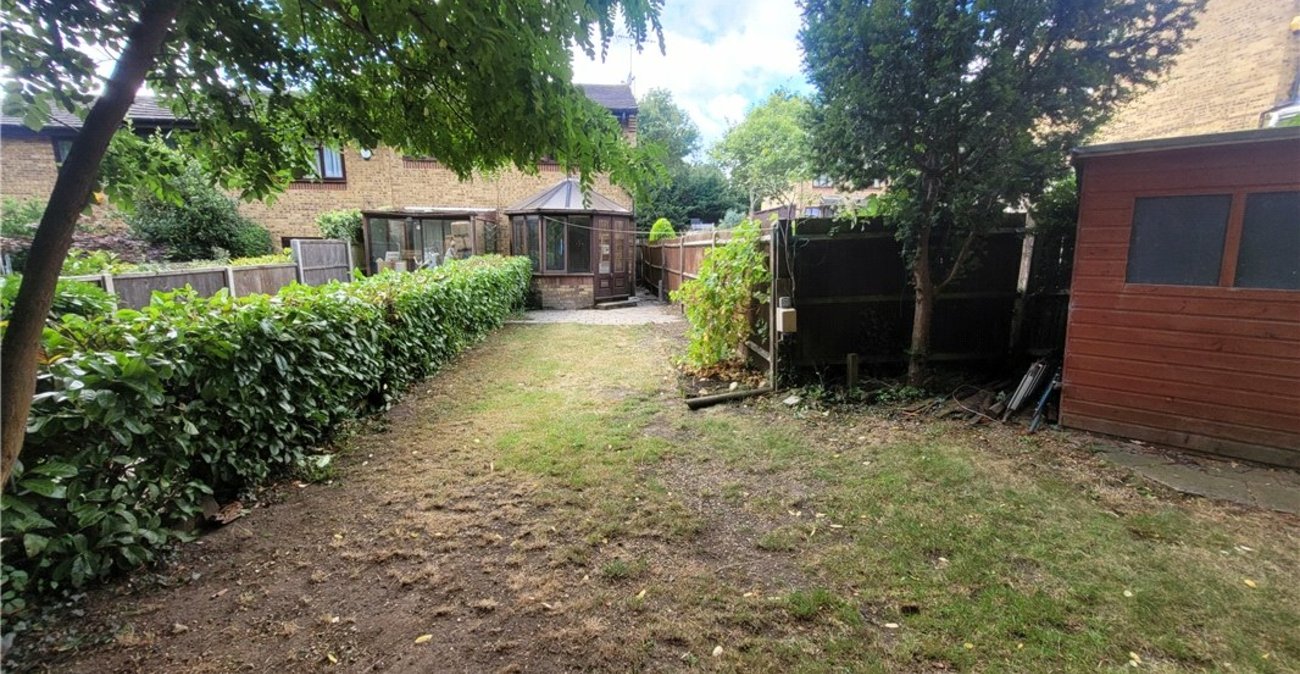 2 bedroom house for sale in Orpington | Robinson Jackson