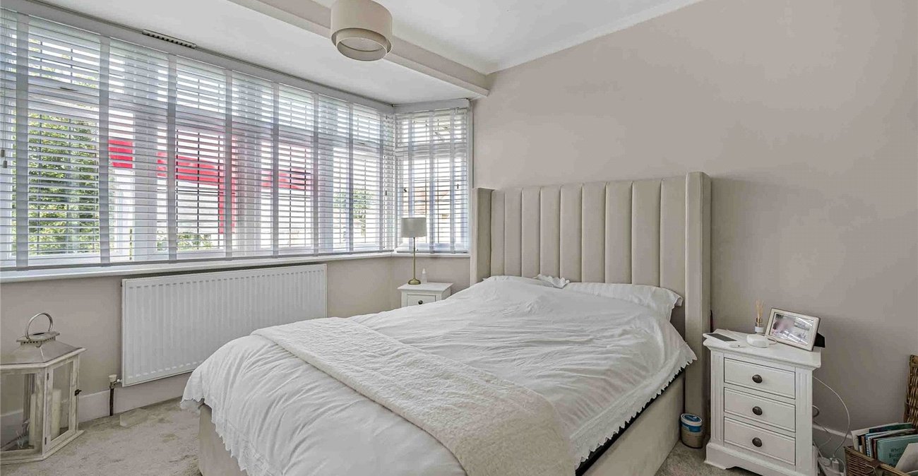 4 bedroom house for sale in Welling | Robinson Jackson