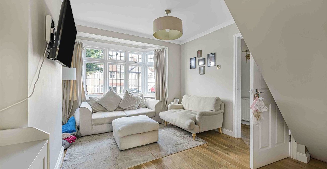 4 bedroom house for sale in Welling | Robinson Jackson