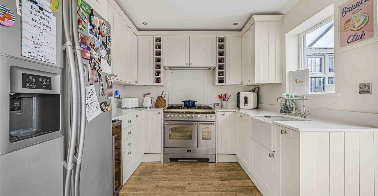 4 bedroom house for sale in Welling | Robinson Jackson