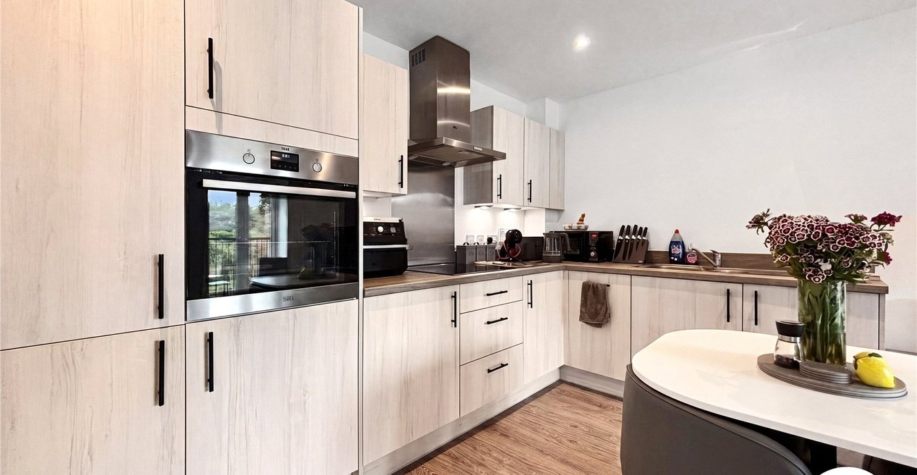 1 bedroom property to rent in Kings Hill | Robinson Michael & Jackson