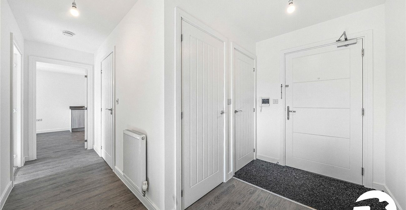 2 bedroom property to rent in Kings Hill | Robinson Michael & Jackson