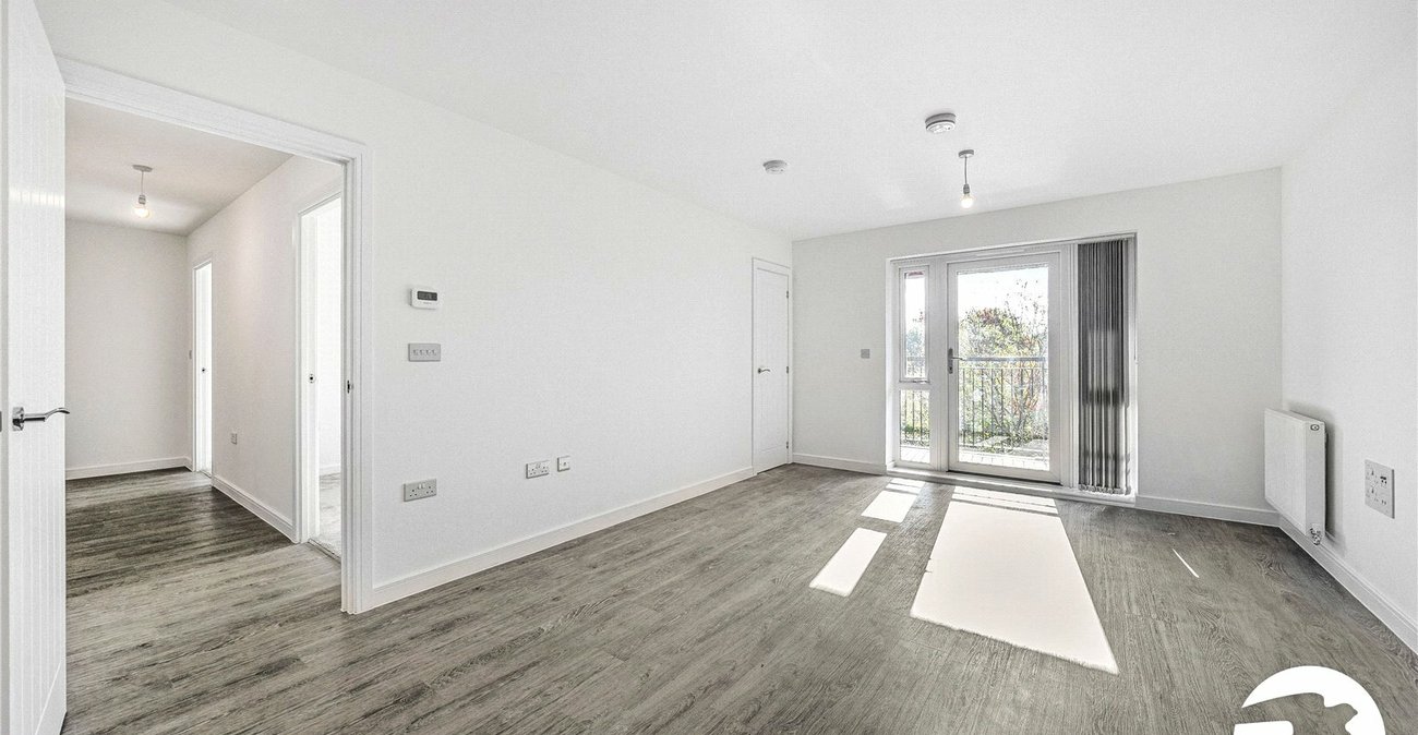 2 bedroom property to rent in Kings Hill | Robinson Michael & Jackson