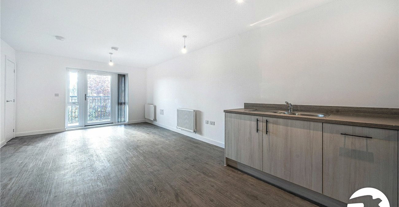 2 bedroom property to rent in Kings Hill | Robinson Michael & Jackson