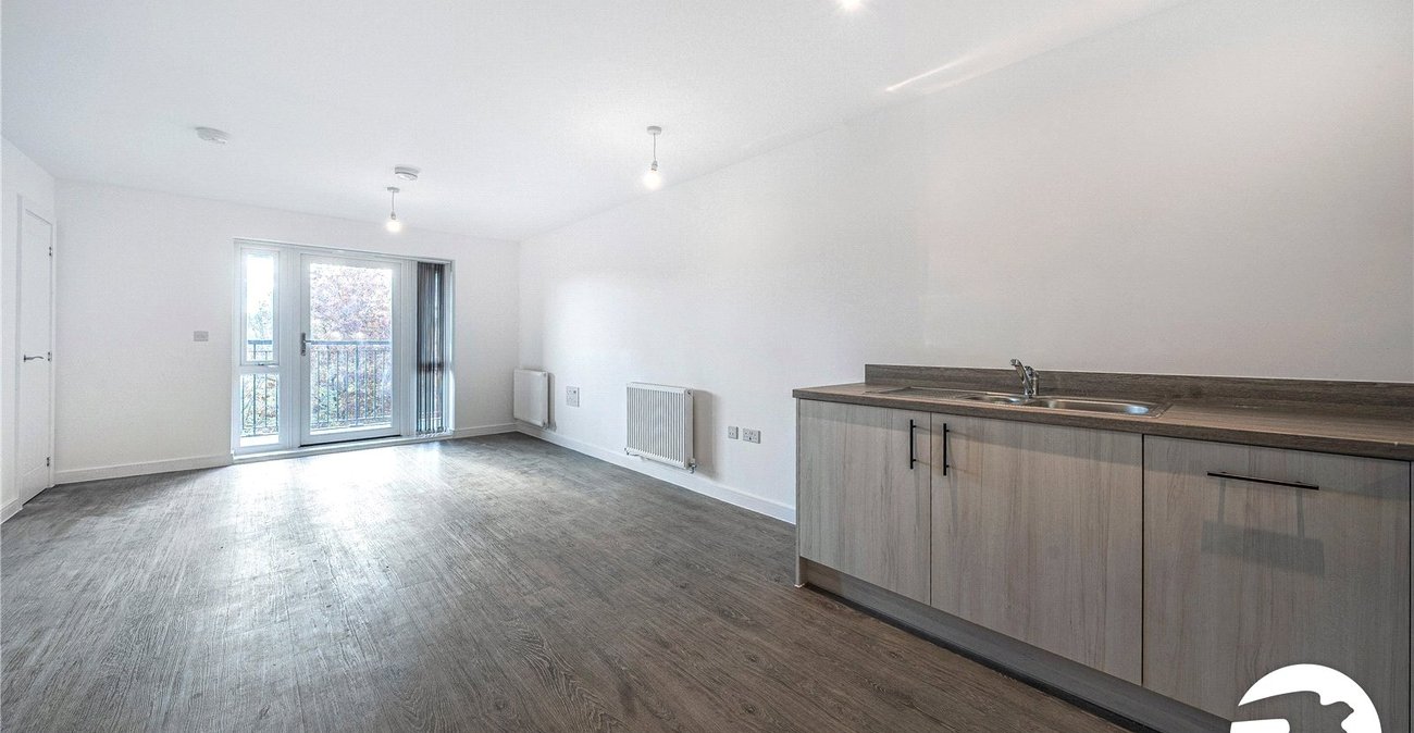 2 bedroom property to rent in Kings Hill | Robinson Michael & Jackson