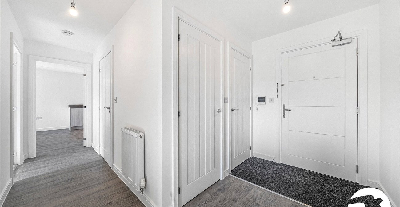 2 bedroom property to rent in Kings Hill | Robinson Michael & Jackson