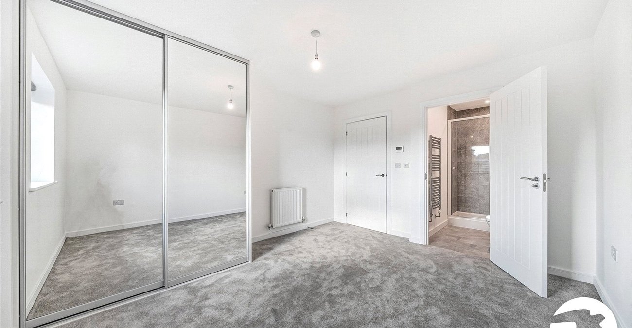 2 bedroom property to rent in Kings Hill | Robinson Michael & Jackson