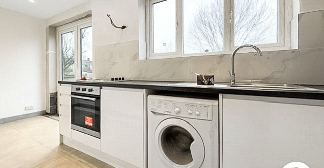 3 bedroom house to rent in London | 