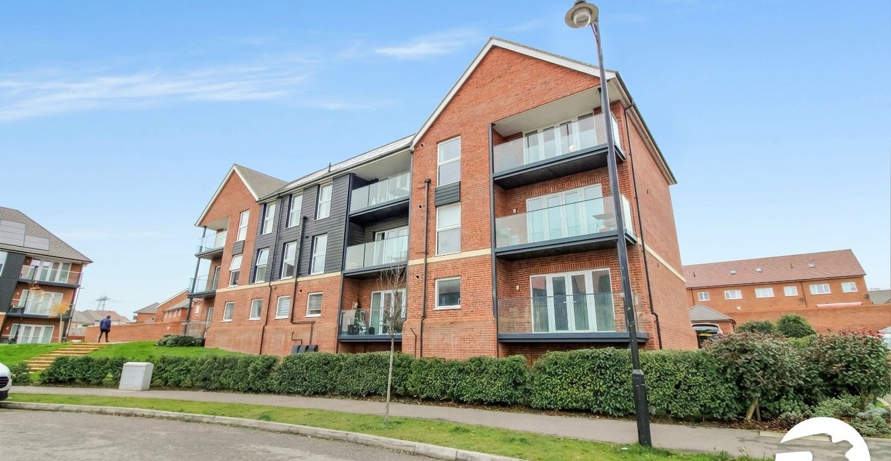 2 bedroom property to rent in Weldon | Robinson Michael & Jackson