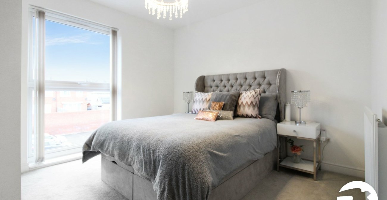 2 bedroom property to rent in Weldon | Robinson Michael & Jackson