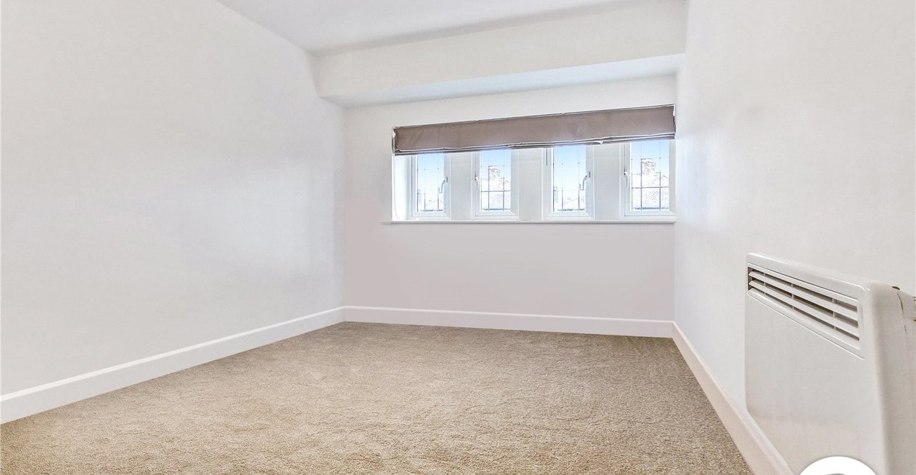 2 bedroom property to rent in Orpington | Robinson Jackson