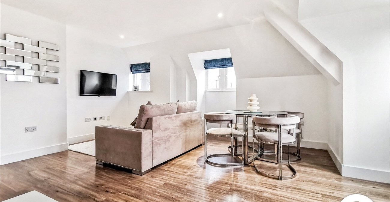 2 bedroom property to rent in Orpington | Robinson Jackson