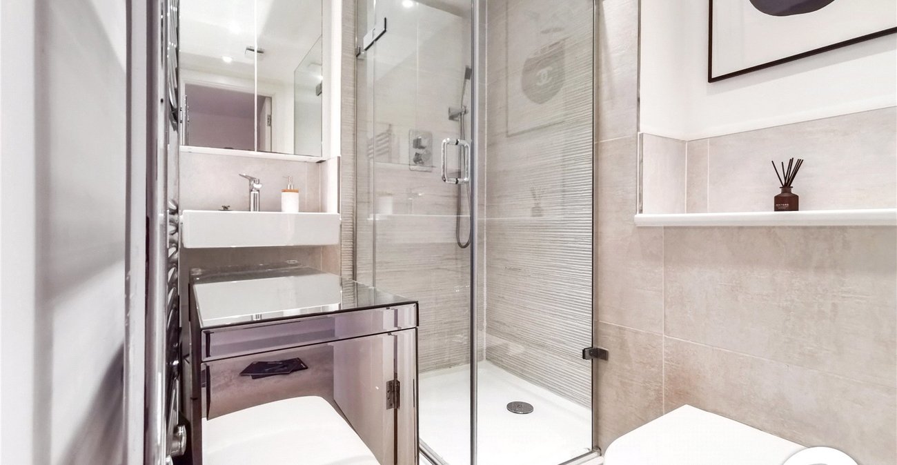 2 bedroom property to rent in Orpington | Robinson Jackson