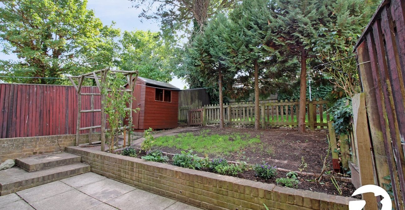 2 bedroom property to rent in Sydenham | Robinson Jackson