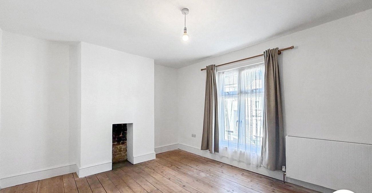 3 bedroom house to rent in London | 