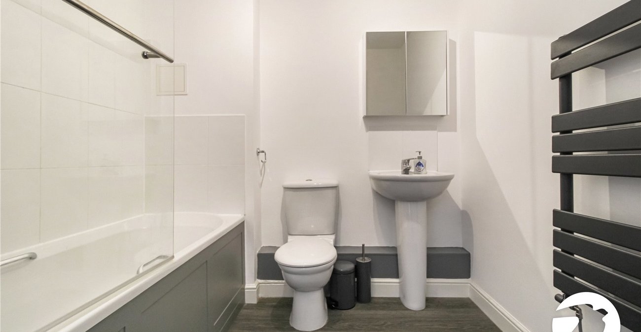 1 bedroom property to rent in Gravesend | Robinson Michael & Jackson