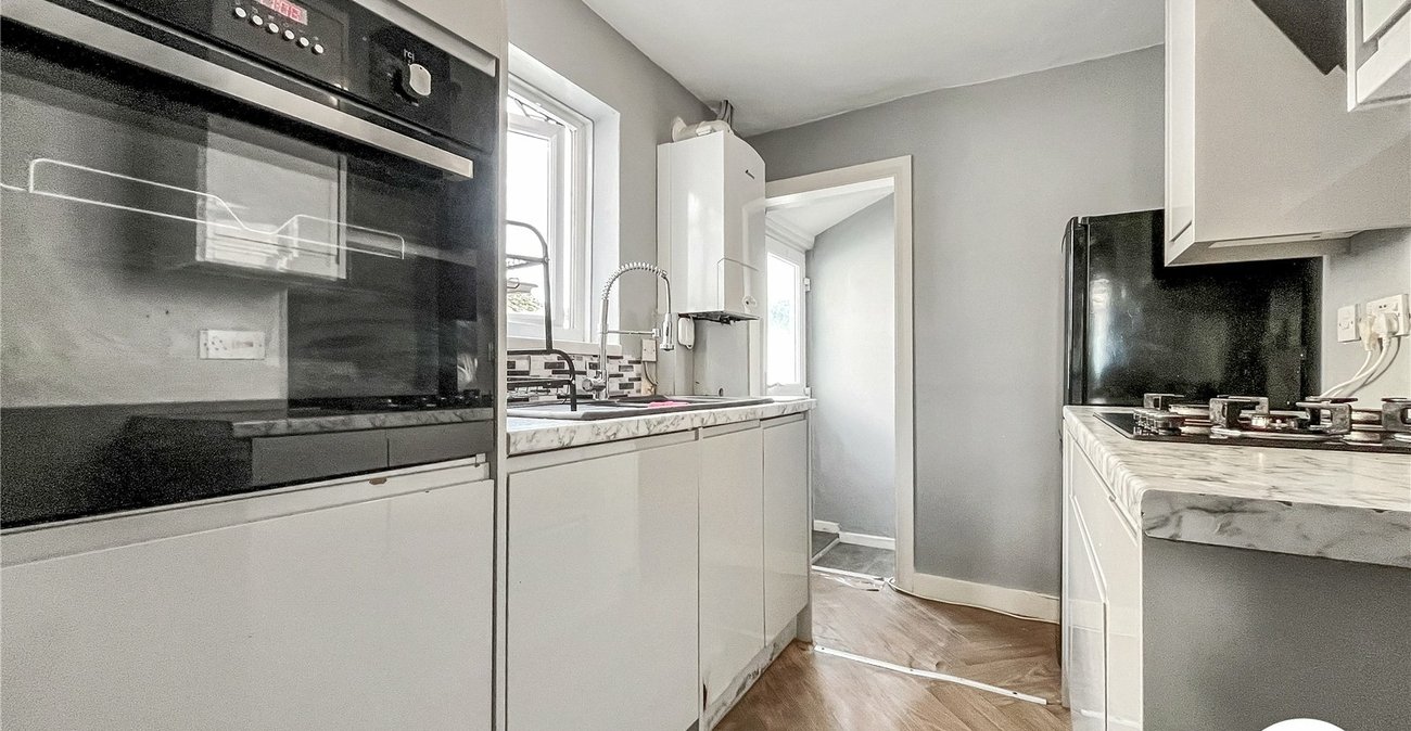 3 bedroom house to rent in Chatham | Robinson Michael & Jackson